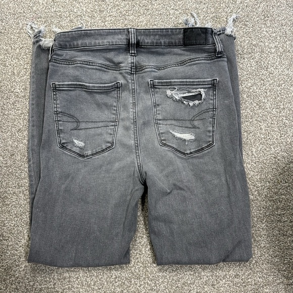 American eagle ripped jeans - Picture 3 of 4